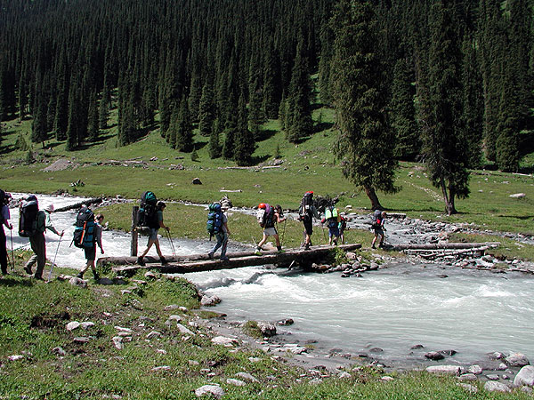 ...посмотреть следующее фото...