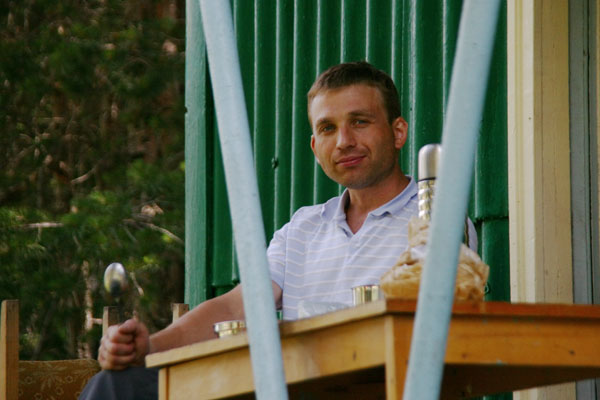 ...посмотреть следующее фото...