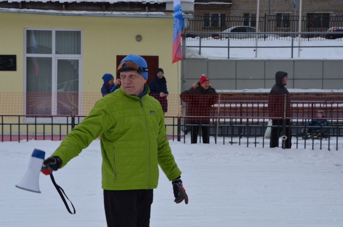 ...посмотреть следующее фото...