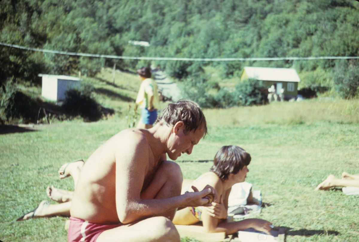 Там же (Дигория, 1979 г.). Слева направо: Л. Н. Пучков, Г. Балабина...посмотреть следующее фото...