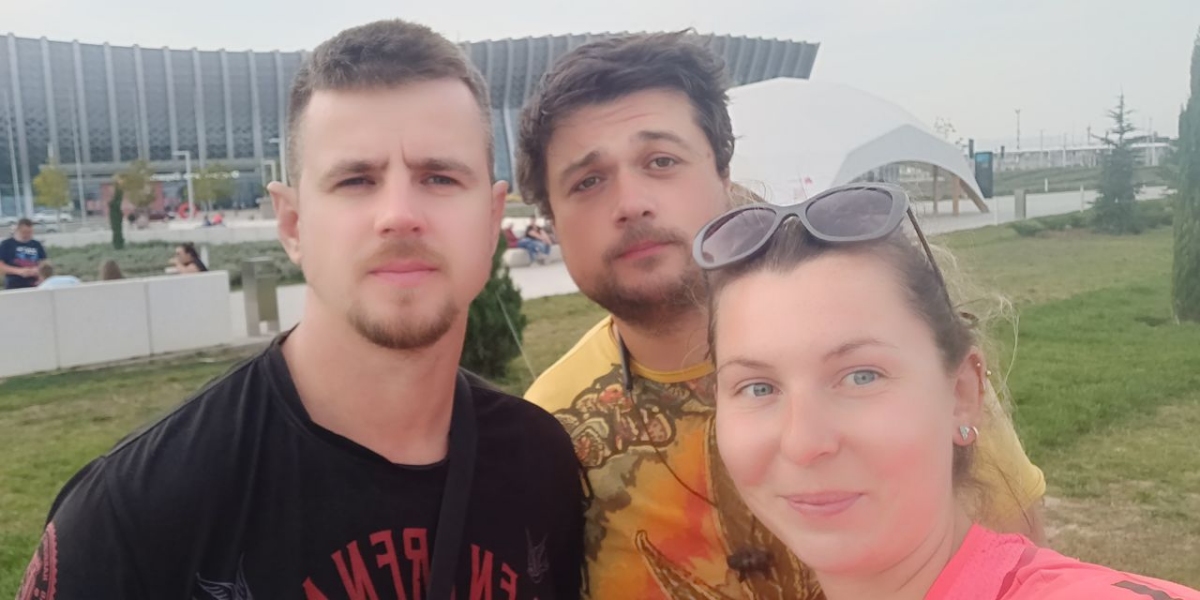 ...посмотреть следующее фото...