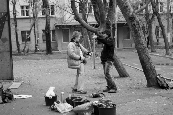 ...посмотреть следующее фото...